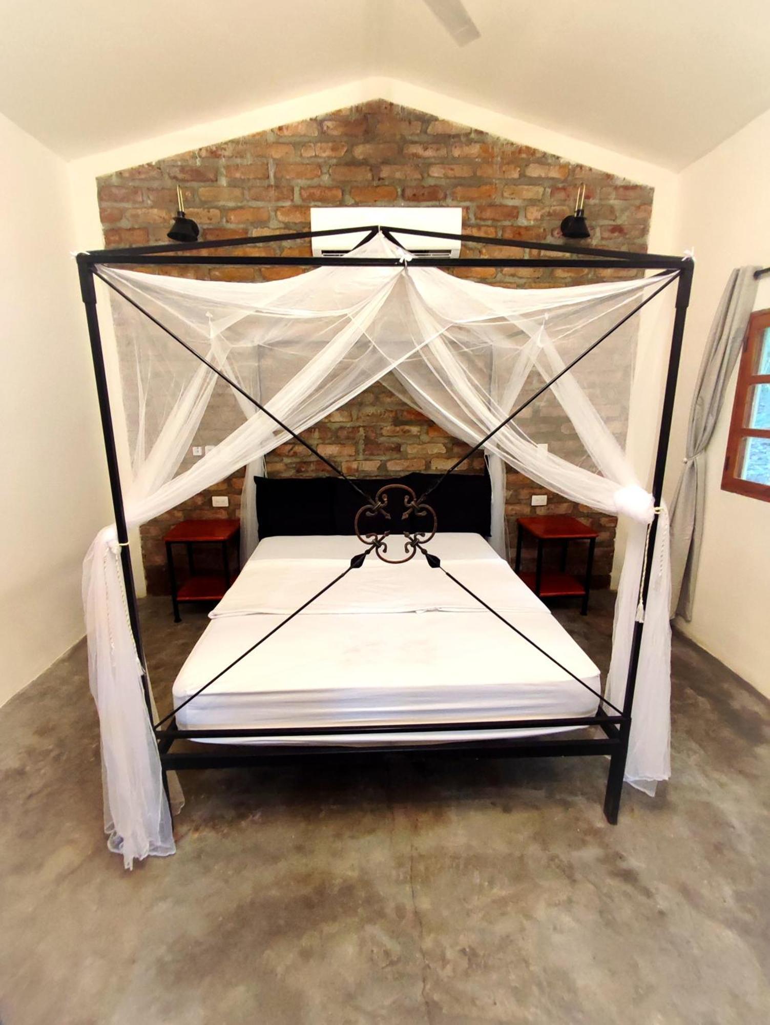 Raindance Hostel Santa Cruz Ngoại thất bức ảnh